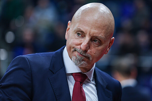 EA7 Emporio Armani Milan v Crvena Zvezda Meridianbet Belgrade – Turkish Airlines EuroLeague