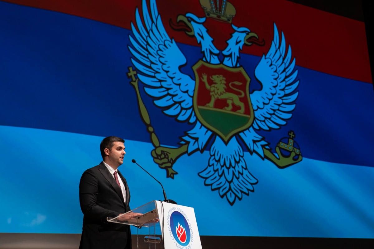 BOGDAN BOŽOVIĆ