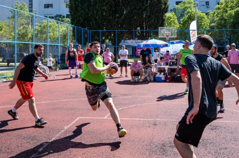 Basket-u-mom-kvartu-foto–768×510