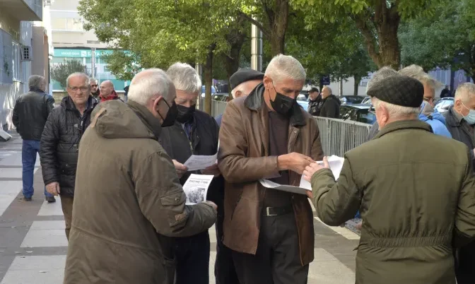 Akcionari „Radoja Dakića“ sjutra protestuju ispred Vlade: Traže restituciju i povratak, kako tvrde, bespravno otuđene imovine