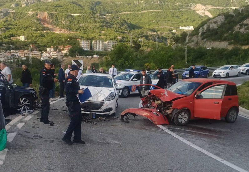 Screenshot 2026-05-02 at 19-04-06 Udes na putu Budva – Cetinje saobraćaj obustavljen Hronika RTCG – Radio Televizija Crne Gore – Nacionalni javni servis