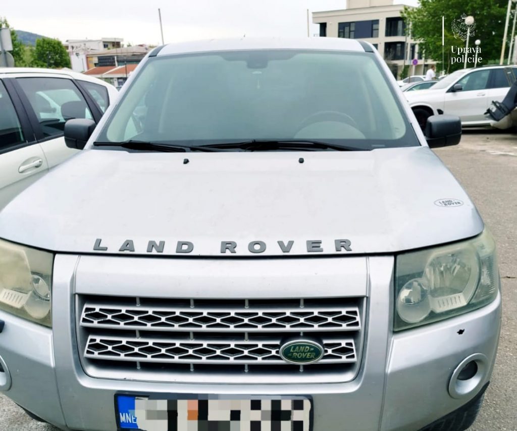 Od operativno interesantnog Ulcinjanina oduzet Land Rover