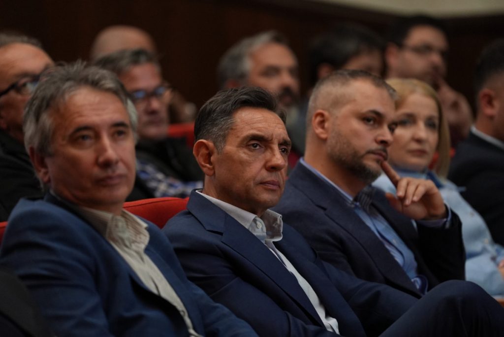 Vulin: Ono što od nas EU traži i što nam nudi nije ono zbog čega smo krenuli evropskim putem – zato tražimo referendum