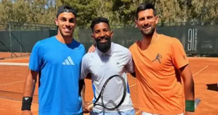 Novak se priprema za Rolan Garos: Oduševljeni Argentinac podijelio fotografije poslije sparinga sa Đokovićem, sa njima trenirao još jedan čuveni teniser