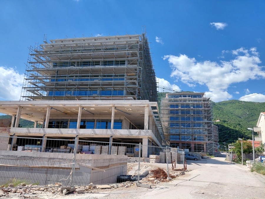 hotel_u_izgradnji_u_Baošićima_675x900