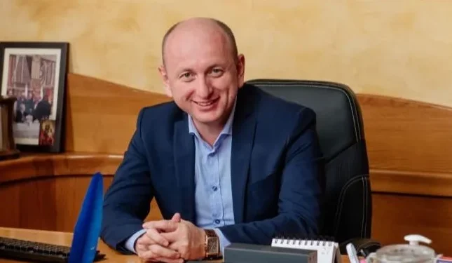 Promocija knjige pjesama Milana Kneževića „Ne dam mandat“ večeras u KIC-u „Budo Tomović“ u 20 časova