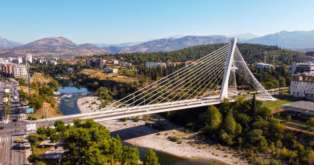 Četvrtak donosi sunčano vrijeme na jugu i u centralnim predjelima, na sjeveru moguća rijetka kiša