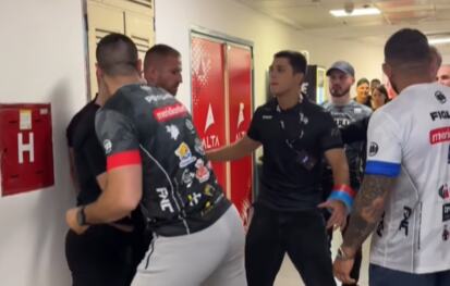 SKANDAL TOKOM SPEKTAKLA U BEOGRADU! Janičić i Negucić napravili incident u hodniku Arene