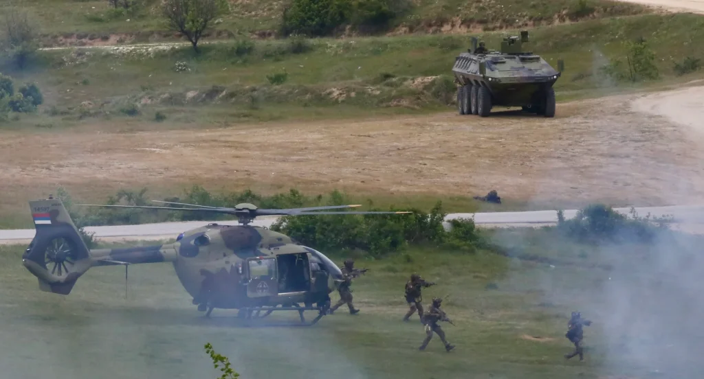 Vojska Srbije kod Bujanovca, aktivirale se snage NATO-a! Stotine vojnika i borbenih vozila na terenu