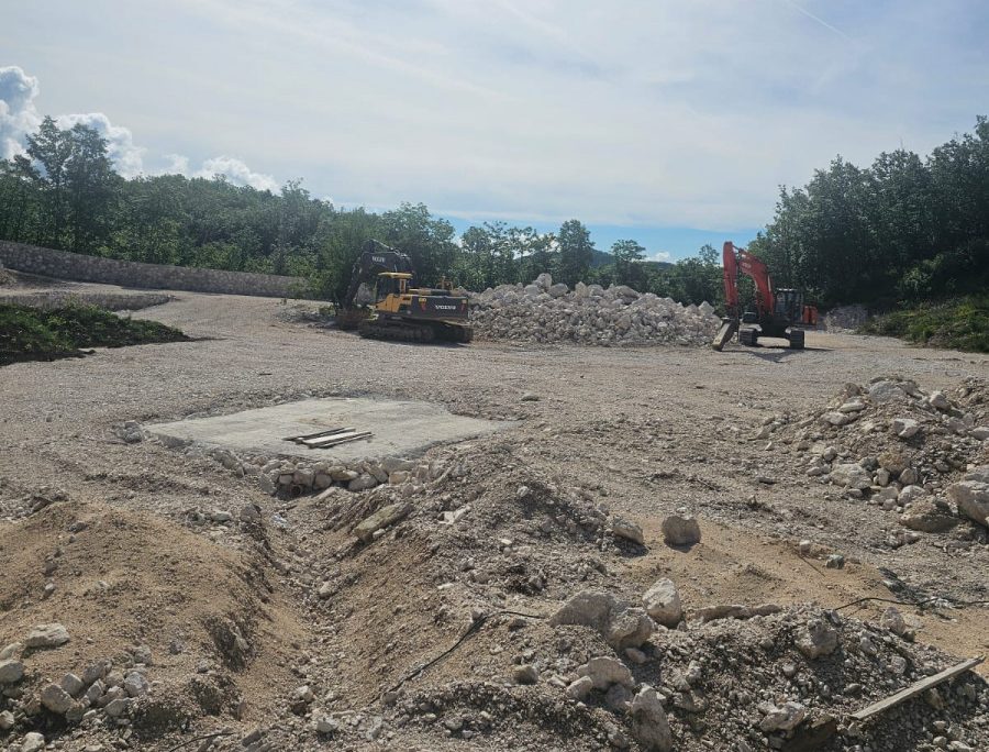 Prijava protiv dva lica bliska Zviceru i Miloviću: Nelegalno gradili na Grahovu (FOTO)