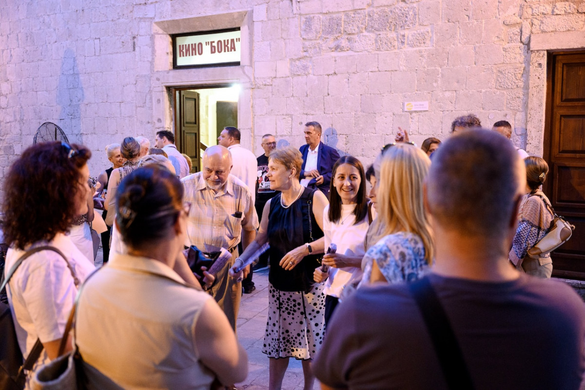 Premijerno prikazan film „Dobrotska čipka i torta, baština koja povezuje“ u Kotoru (FOTO)