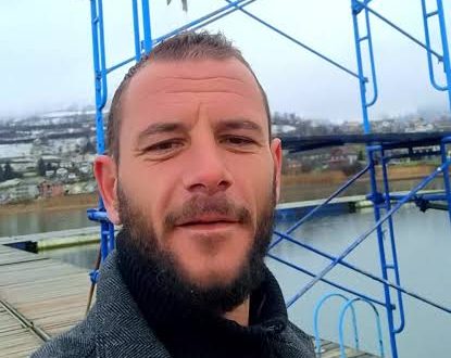 DEMIRU ŠARKINOVIĆU 20 DANA ZATVORA ZBOG PRIJETNJI DAJKOVIĆU: “SRPSKA FUKARO NEĆEŠ SMJETI DA DOĐEŠ U PLAV I GUSINJE”