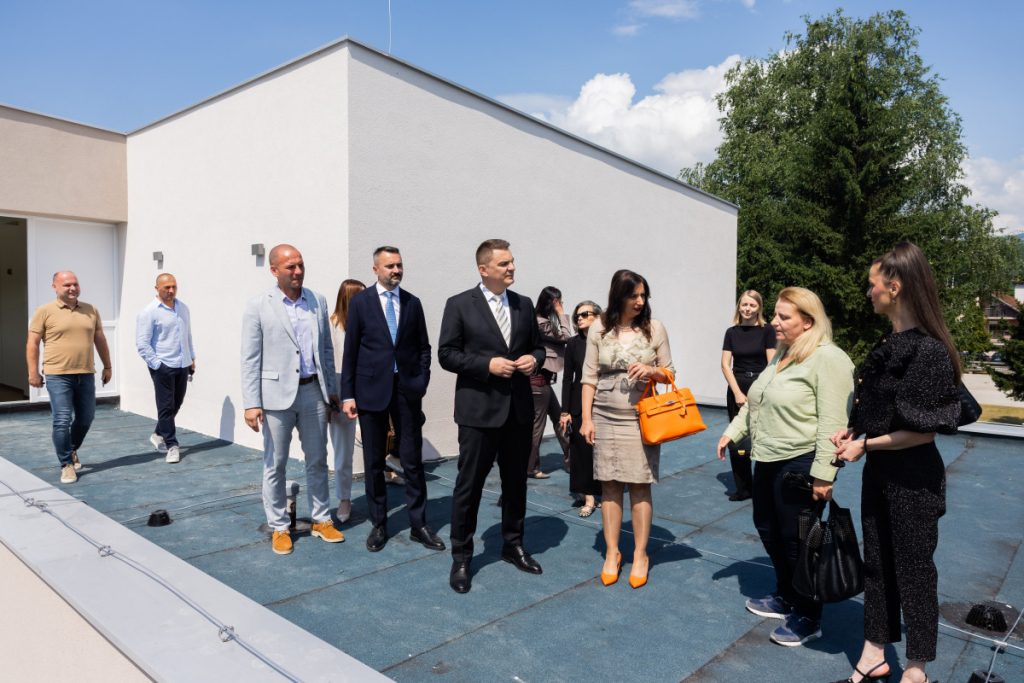 OŠ „Vladislav Ribnikar“ u novom ruhu: energetska obnova za generacije koje dolaze
