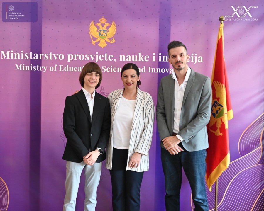 Jakšić-Stojanović čestitala mladom gitaristi Petra Nikolića: Ponos Crne Gore