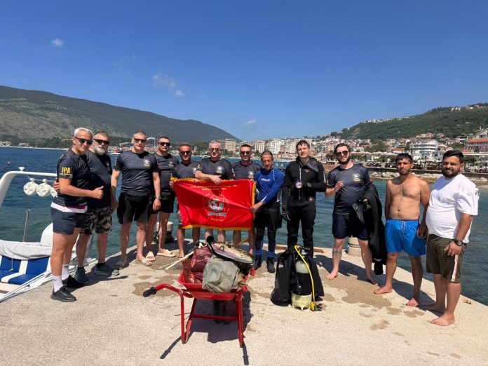 Herceg Novi: Članovi IPA Sekcije organizovali Eko akciju čišćenja plaže i podmorja