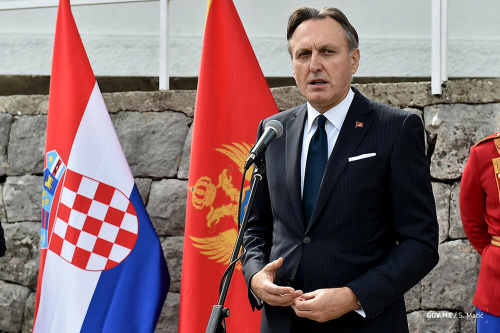 Rankov rukopis u Ibrahimovićevom resoru: Da li Krivokapić stoji iza odbijanja predloga da Miodrag Lekić pregovara sa Hrvatima?
