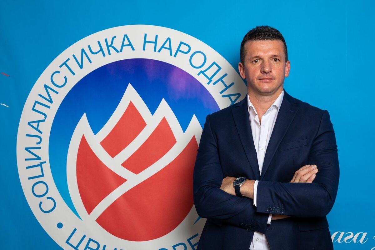 SNP Berane: Izmještanje otvaranja škole „Gavro Vuković“ na Cetinju je diplomatska blamaža i poniženje za Vasojeviće