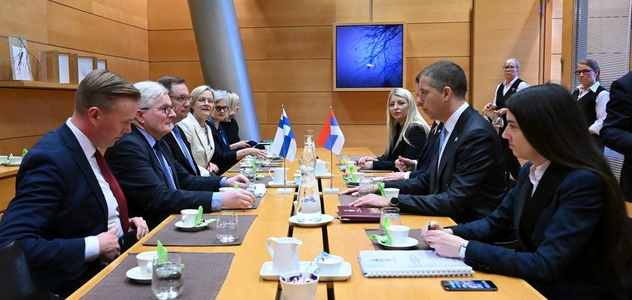 Đurić razgovarao sa članovima Spoljnopolitičkog odbora Parlamenta Finske