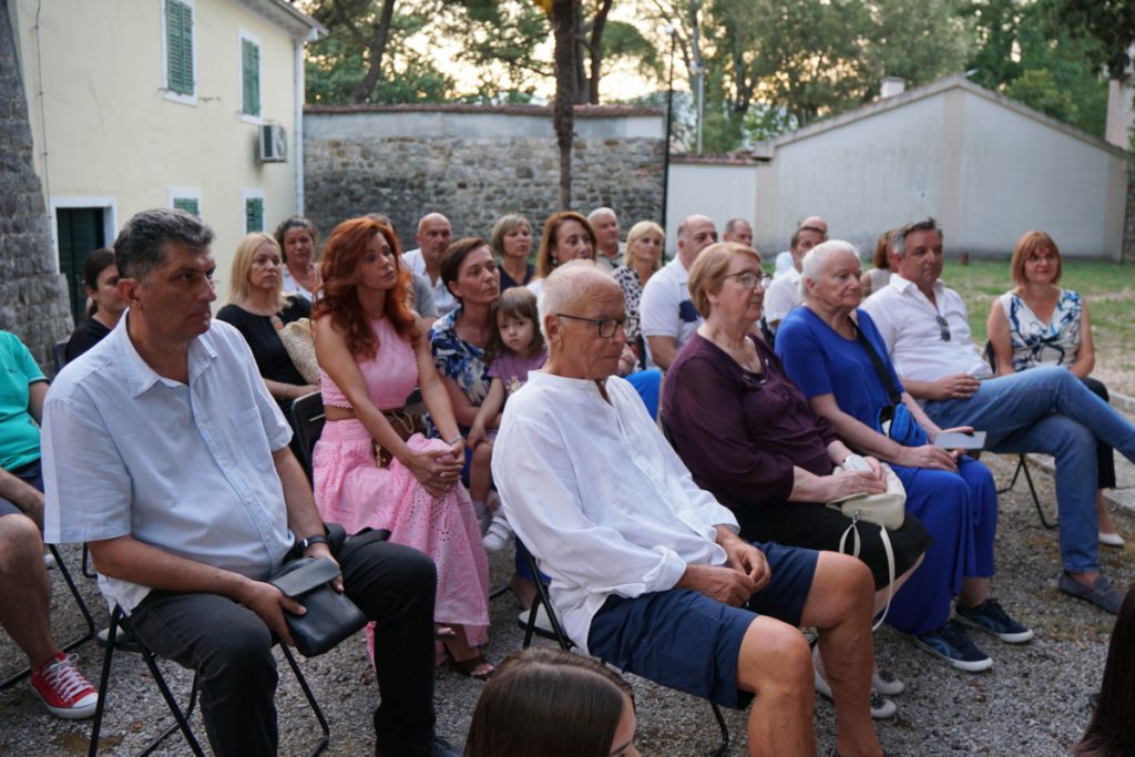 Promovisanom fotomonografijom „Ko živi u moru“ otvoreno Tivatsko književno ljeto 2026