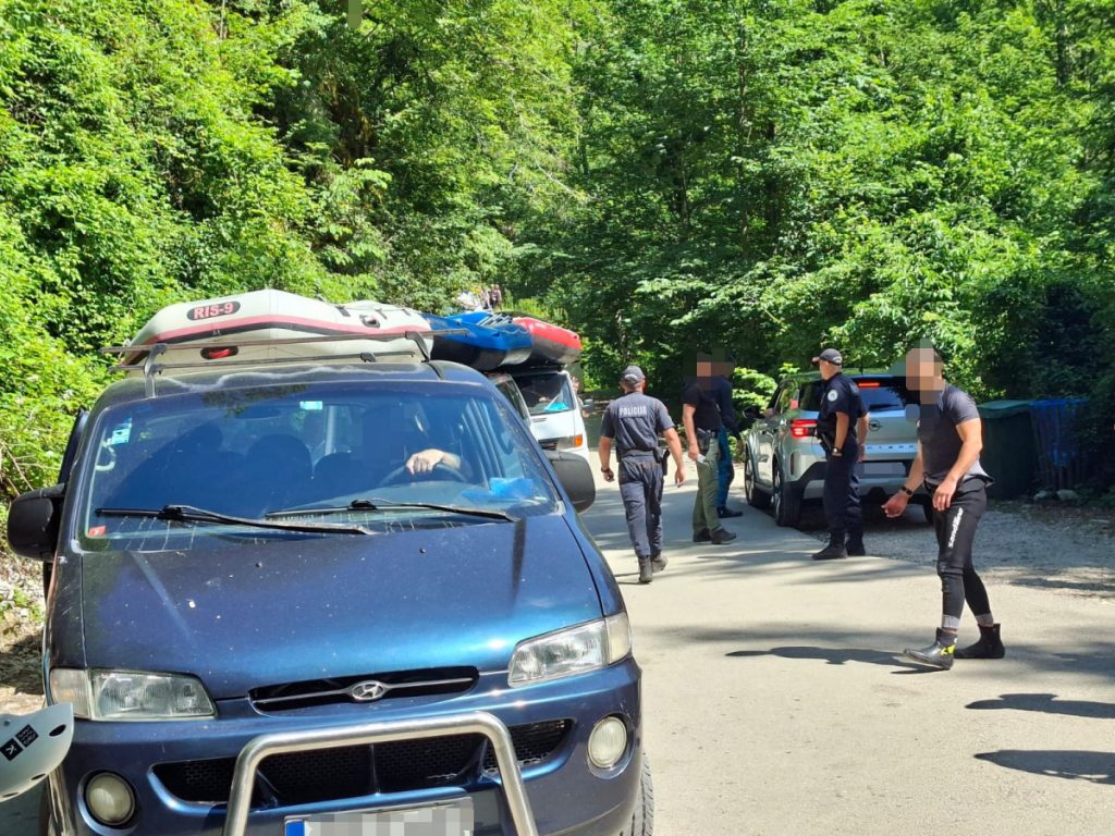 Pojačane kontrole granične policije na Tari: Kontrolisano preko 1.000 lica i 130 vozila, sankcionisano šest osoba iz BiH