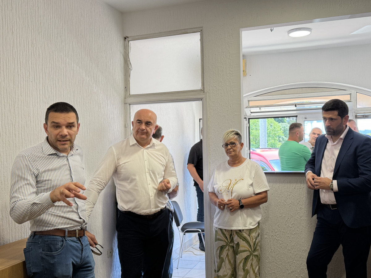 Joković otvorio kancelariju Ministarstva poljoprivrede, šumarstva i vodoprivrede u Herceg Novom