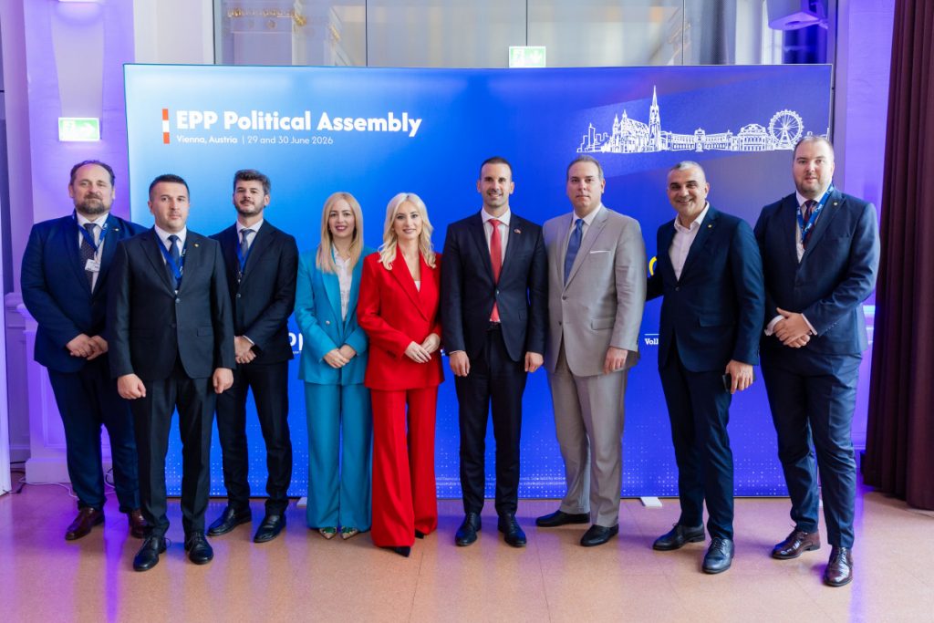 Pokret Evropa sad zvanično dio EPP-a, najuticajnije političke mreže u Evropi