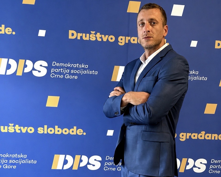 Kašćelan: Vlast u Tivtu se raspada, nefunkcionalnost očigledna na svim nivoima