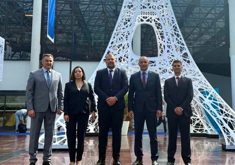Krapović na najvećem sajmu vojne industrije: Modernizacija Vojske Crne Gore među ključnim prioritetima