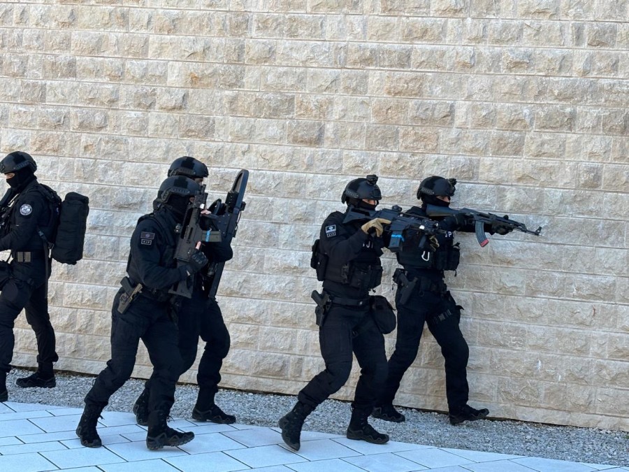 POLICIJA_675x900