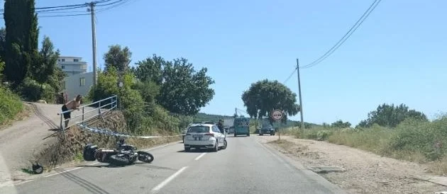 Saobraćajna nezgoda u mjestu Utjeha, povrijeđen motociklista