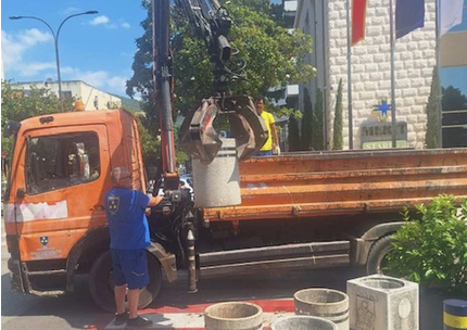 Komunalno Budva: Zamijenjene betonske kante za sitan otpad