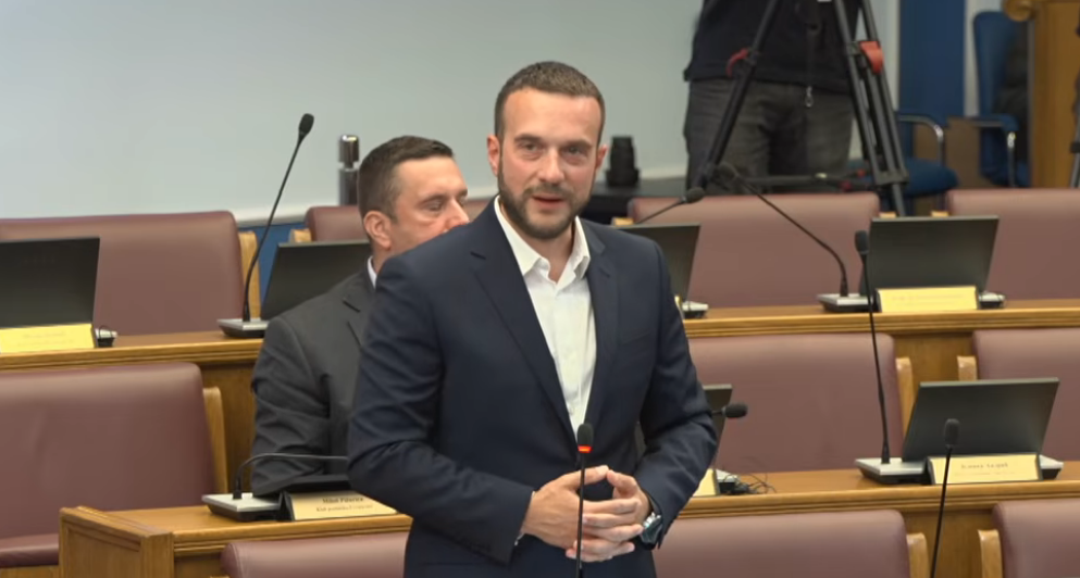 Urošević: Kada se govori o Telekomu i Đukanoviću, DPS nije u sali