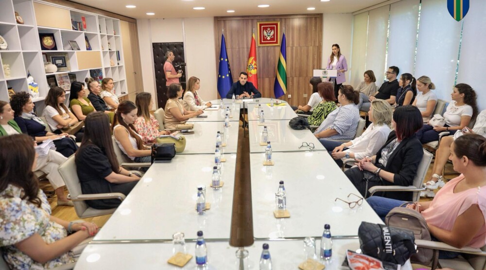 Opština Bar: Potpisani ugovori sa 28 preduzetnica, za podršku ženskom preduzetništvu dodijeljeno 100.000 evra
