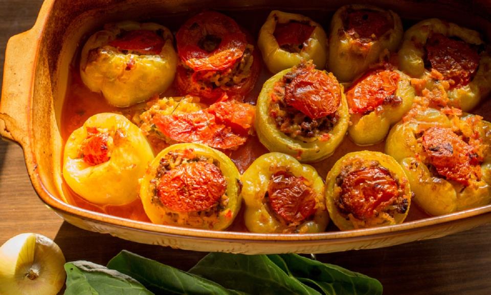 Valjevske punjene paprike: Tradicionalni recept za sočno i mirisno jelo
