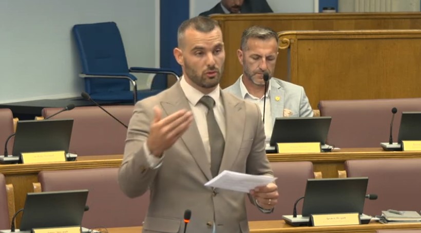 Janović: DPS govori o partijskom zapošljavanju, a doktorirala je partijsko zapošljavanje