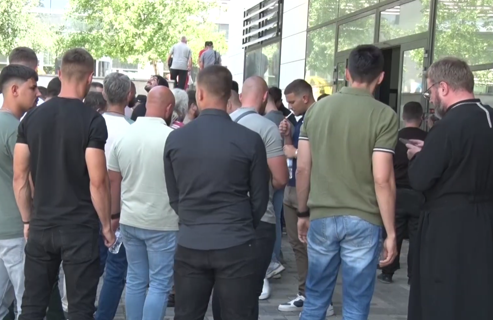 Mučne scene iz Prištine: Osnovni sud održava pretres u slučaju Srba uhapšenih za Vidovdan