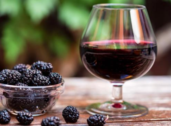 Kupinovo vino: Domaća varijanta