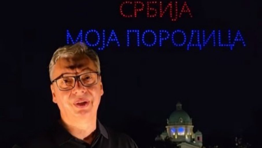 VUČIĆ POZVAO NA VELIKI SKUP: Dron šou je predivan