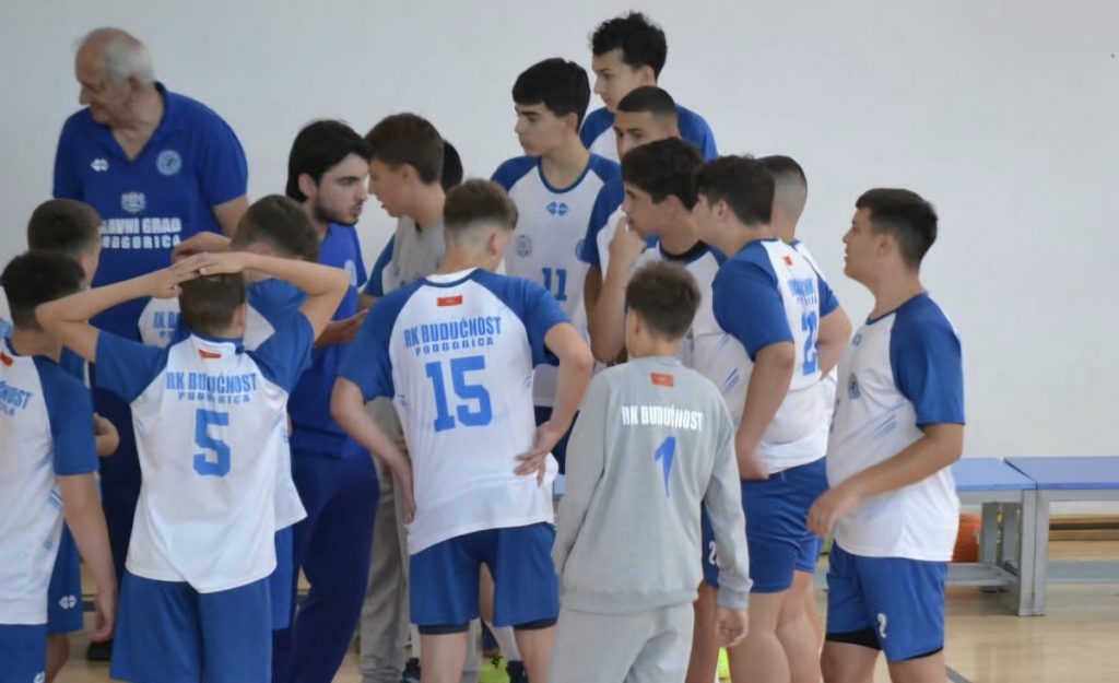 Pionirska rukometna liga Crne Gore: Ubjedljiva pobjeda Budućnosti nad Jedinstvom, Uroš Šćekić dao pet golova!