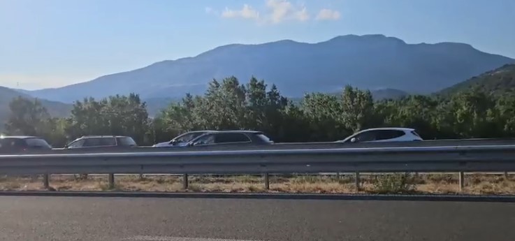 Uspostavljen saobraćaj na autoputu iz pravca Kolašina
