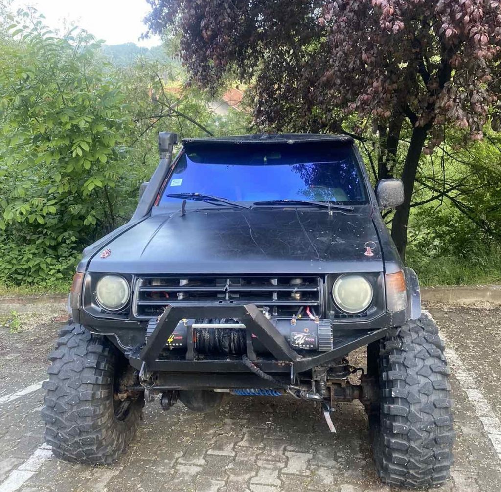Oduzeto vozilo zbog sumnje da su na šasiji motora prepravljani brojevi