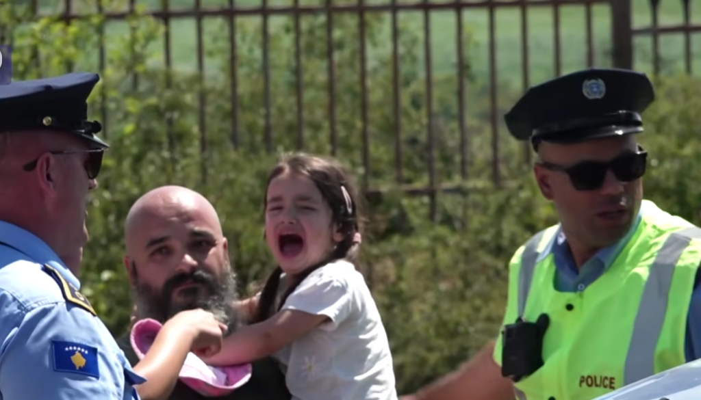 EKSKLUZIVNO: Ovo su državljani Crne Gore koje je uhapsila lažna država Kosovo!