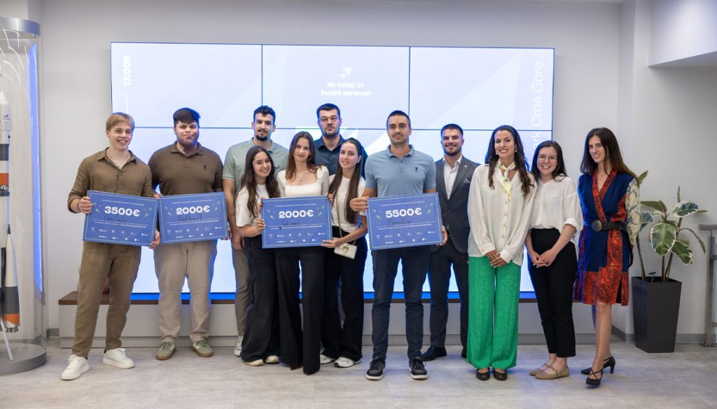 BloomPulse najbolja studentska startup ideja, posebna nagrada srednjoškolkama za projekat Topla priča