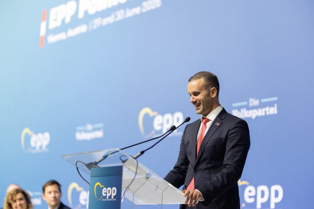 Spajić: Naša porodica raste – PES postao je pridruženi član Evropske narodne partije