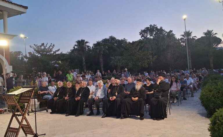 Vidovdansko veče u Baru okupilo veliki broj posjetilaca