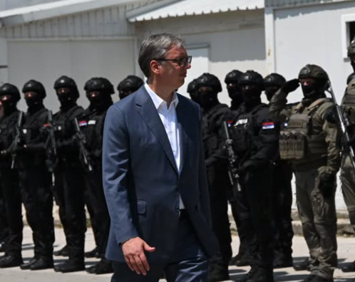Vučić o izjavi Milanovića Ne bih da se miješam u njihove unutrašnje stvari, dovoljno je što se oni nama miješaju