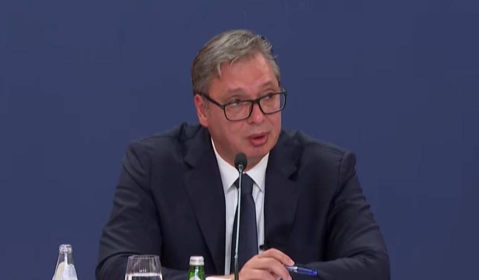 Vučić predstavio najveći paket pomoći za građane: Država preuzima troškove za milione ljudi!