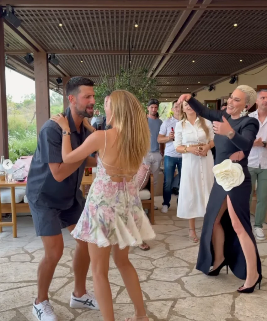 Dronovi parali nebo iznad Grčke: Pogledajte kako je Novak iznenadio Jelenu za jubilarni rođendan