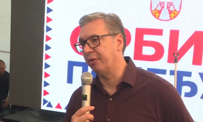 Vučić: Da li su te fotelje toliko važne da moraju da ruše ono najvrjednije u srpskom društvu? Mi ćemo da čuvamo našu zemlju
