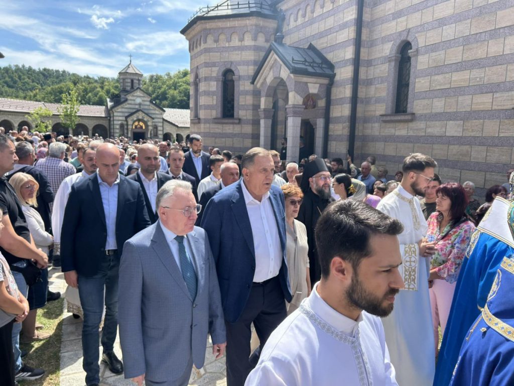 Manastir Osovica obilježio praznik; Dodik: Opstali smo zahvaljujući posvećenosti pravoslavnoj vjeri